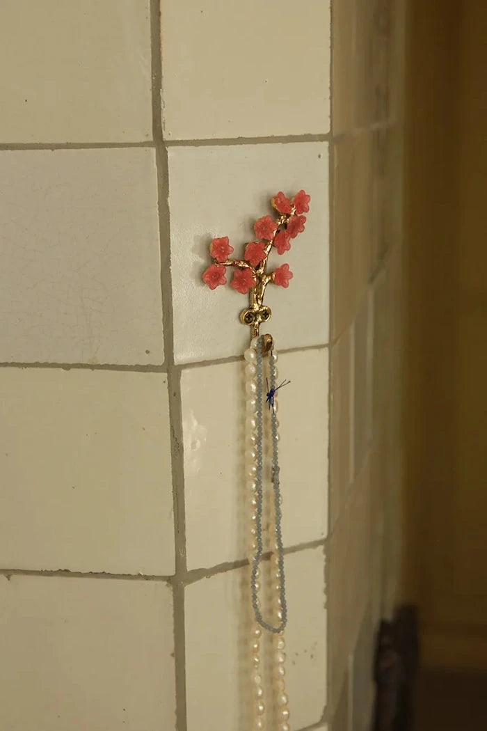 Doing Goods Elodie Flower Hook 11.5 x 8 x 2 cm