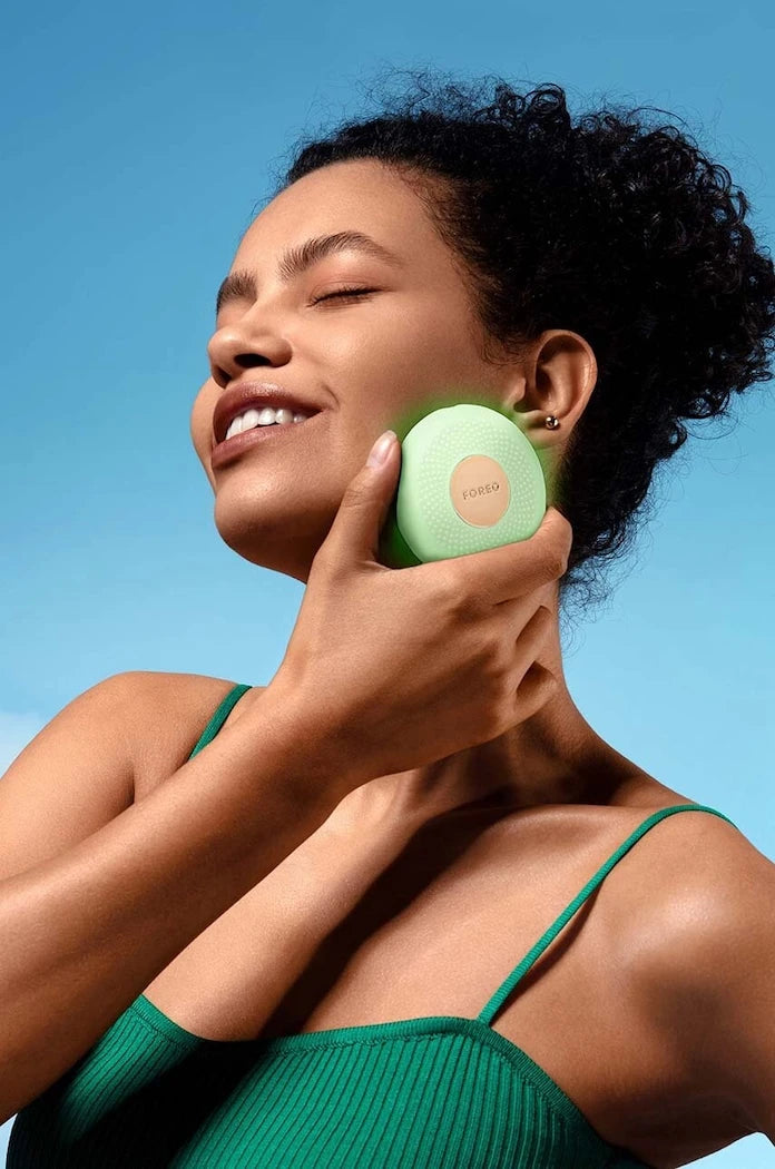FOREO UFO™ 3 go Maske Uygulama ve Işık Terapisi Cihazı
