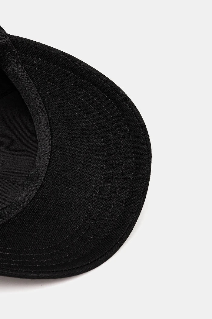 Шапка с козирка A.P.C. casquette charlie