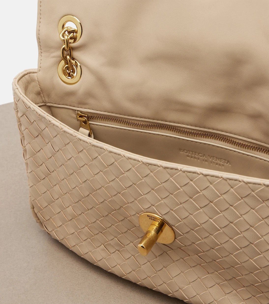 Bottega Veneta - Madison Intrecciato leather shoulder bag