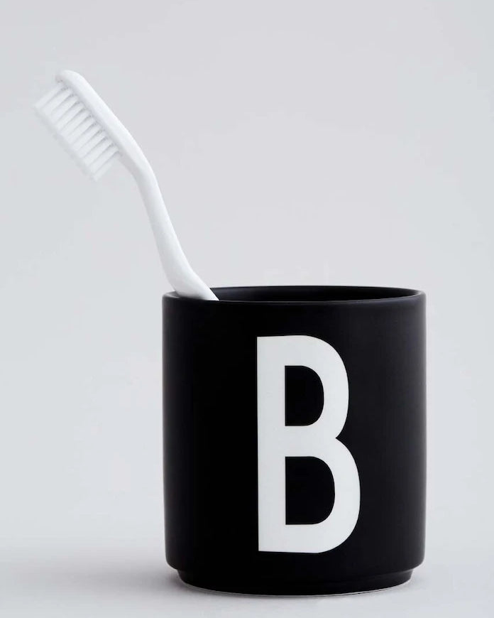 Чаша Design Letters Personal 250 ml
