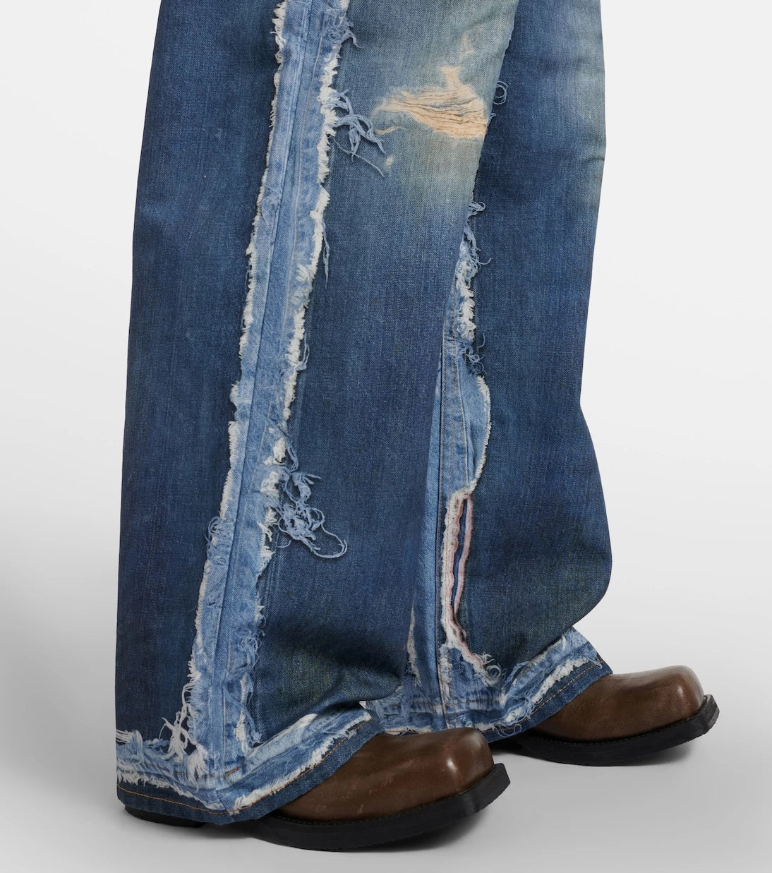 Acne Studios - جينز واسع الساق بتصميم ترومبلوي 1981