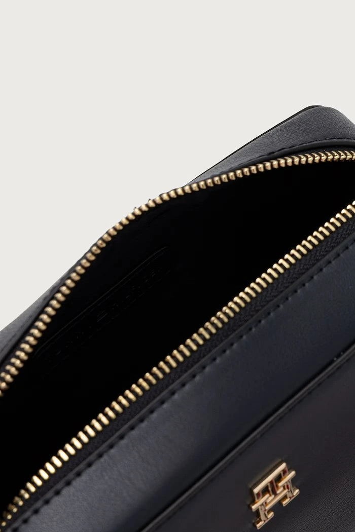 Tommy Hilfiger imitasyon deri kadın crossbody çanta