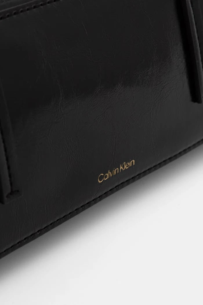Calvin Klein baget çanta kadın suni deri