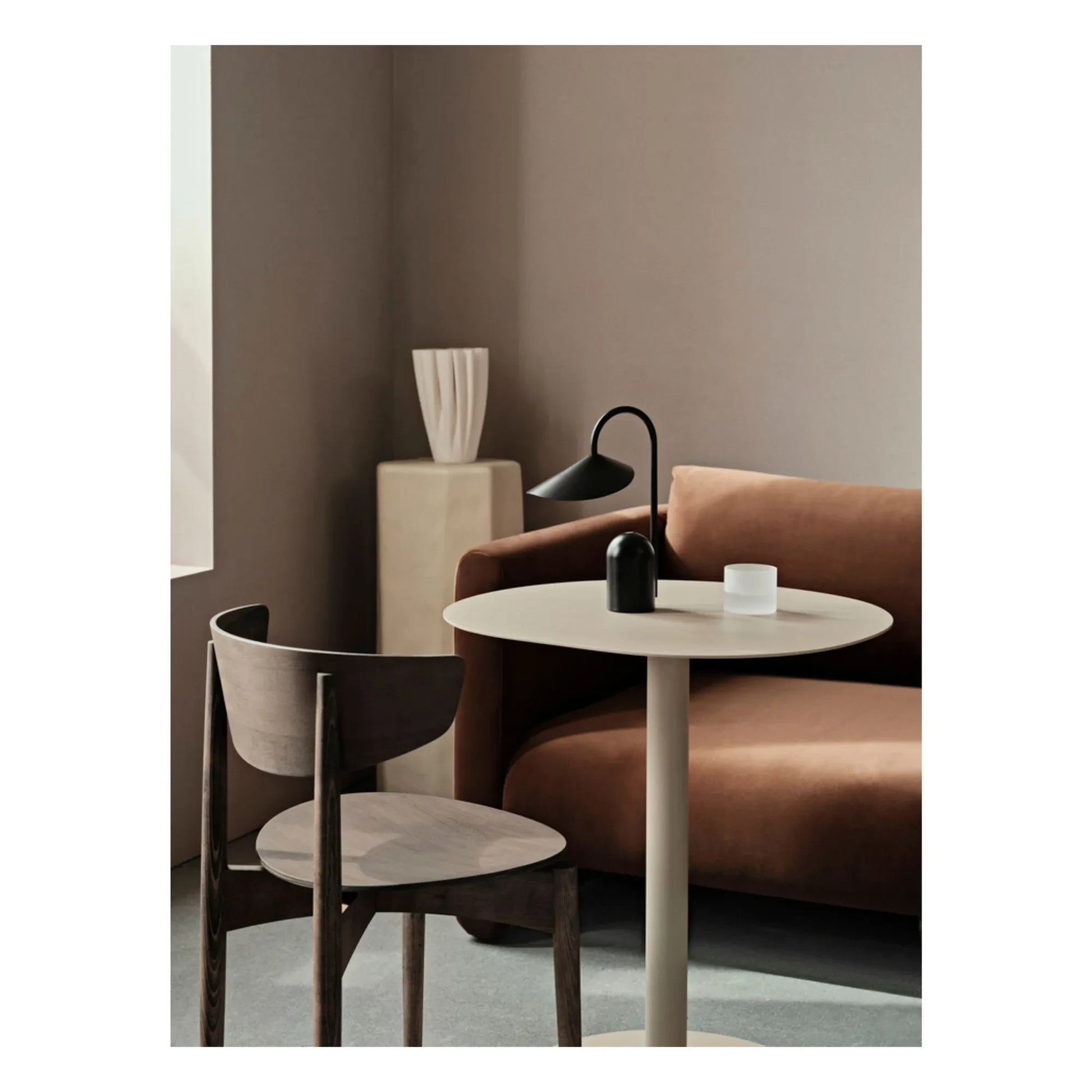 Ferm Living - Arum table lamp | Black