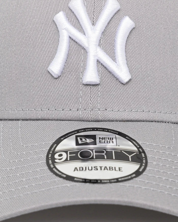 New Era - League Yankees ESSENTIAL 9FORTY® Şapka