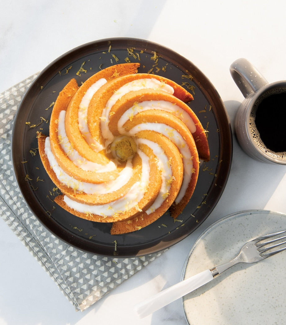 Nordic Ware 6 Cup Heritage Bundt Baking Tray