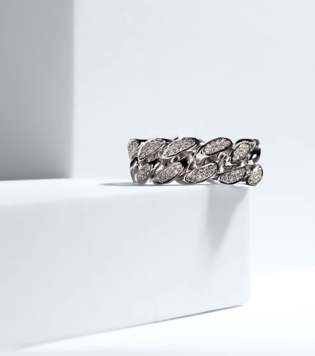 Shay Jewelry - Flat Link 18kt white gold ring with diamonds