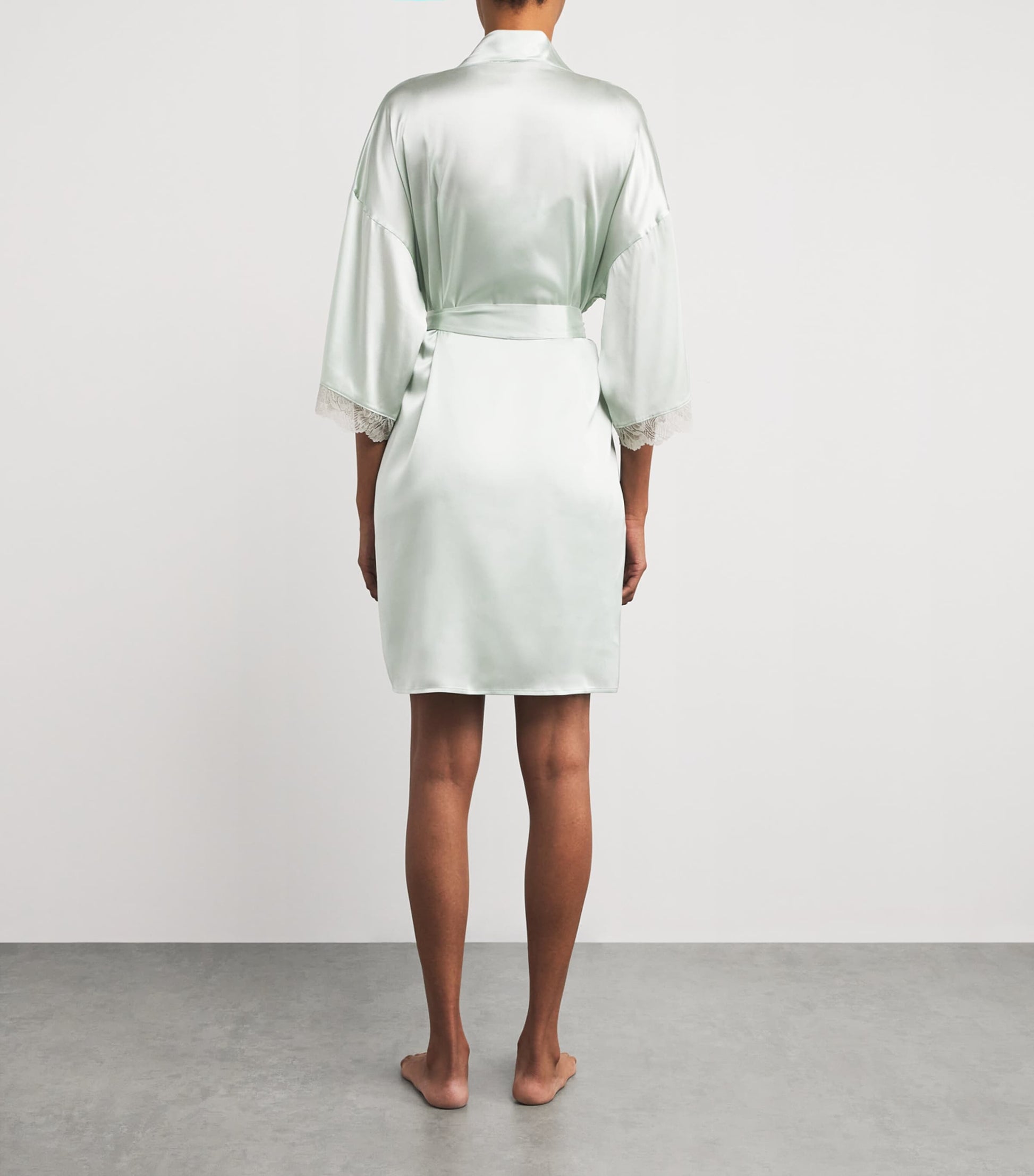 Hanro Green Silk Lace-Trim Robe