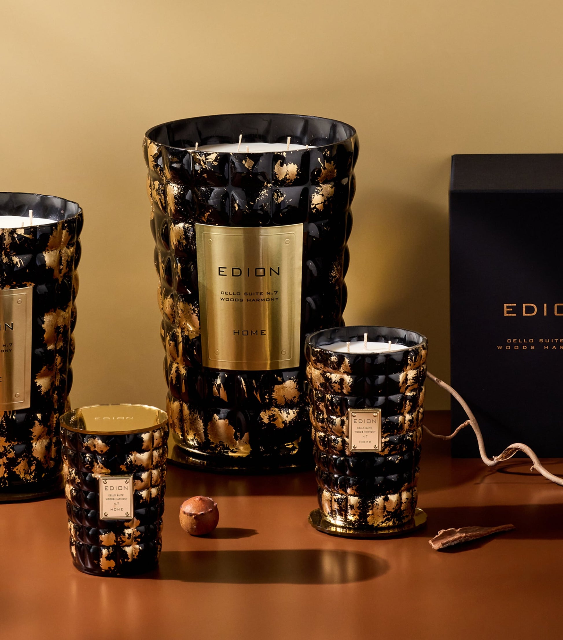 EDION Cello Suite No.7 Wood Harmony Candle (500g)