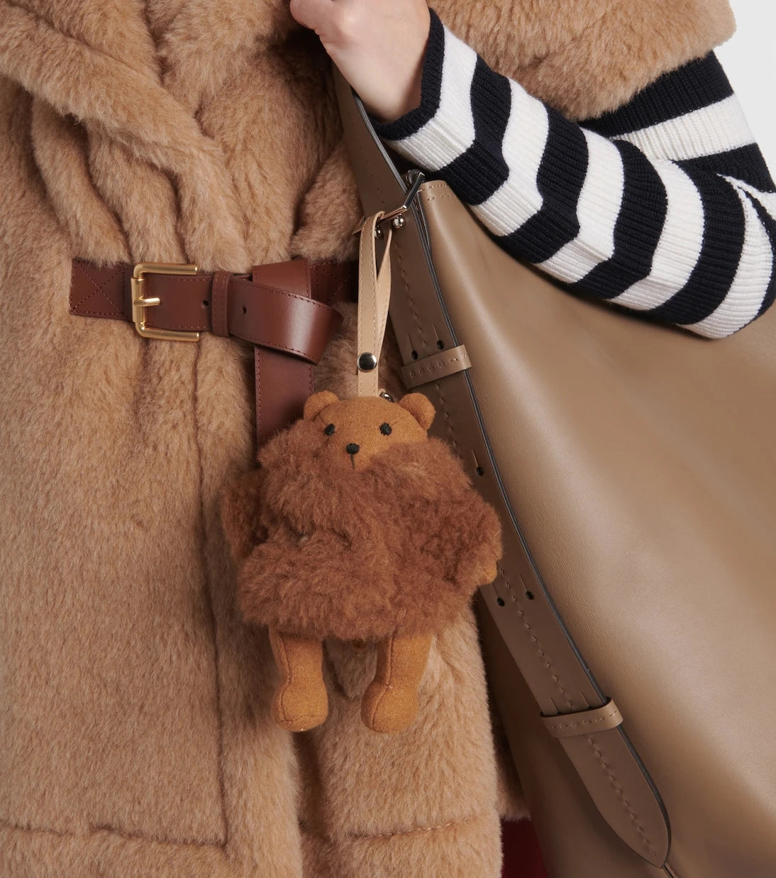 Max Mara - ميدالية حقيبة Myteak Bear