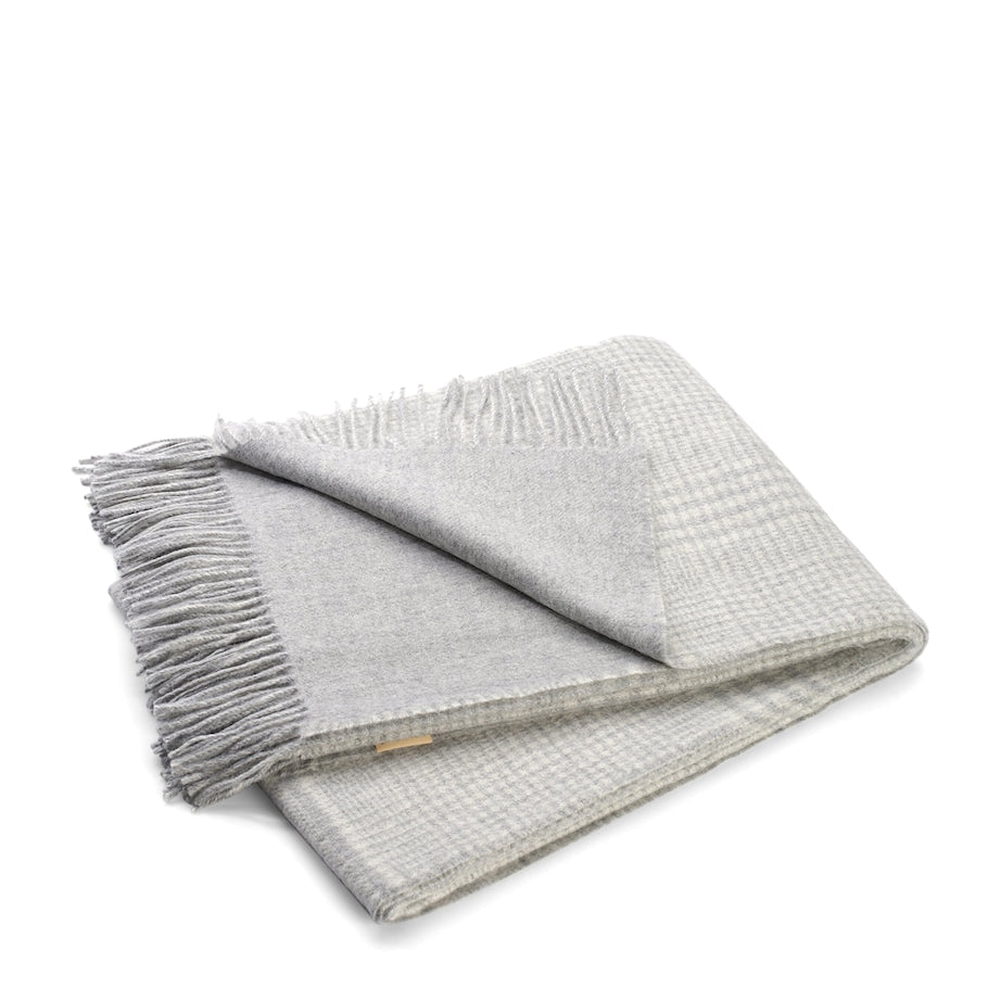 Weich Plaid Matea Throw (200cm x 150 cm)