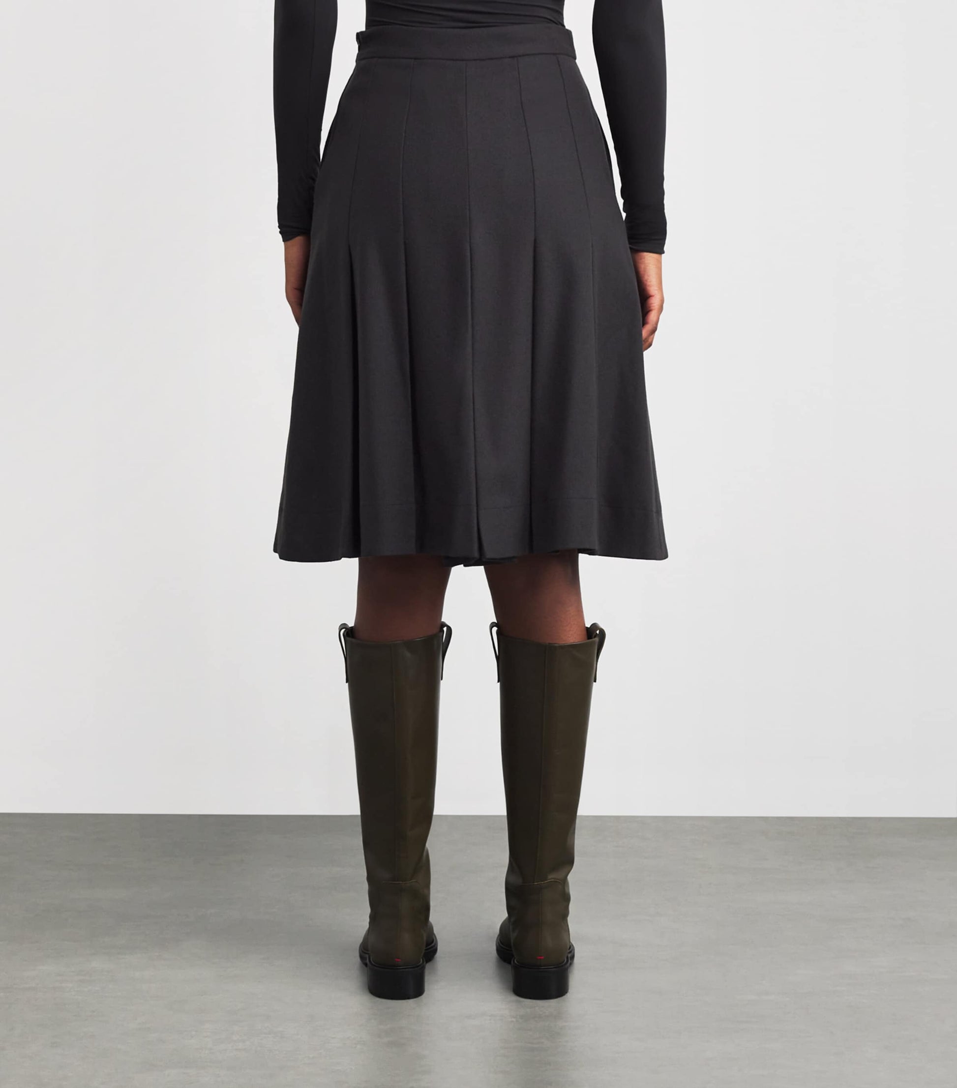 Virgin Wool-Blend Yanis Shorts