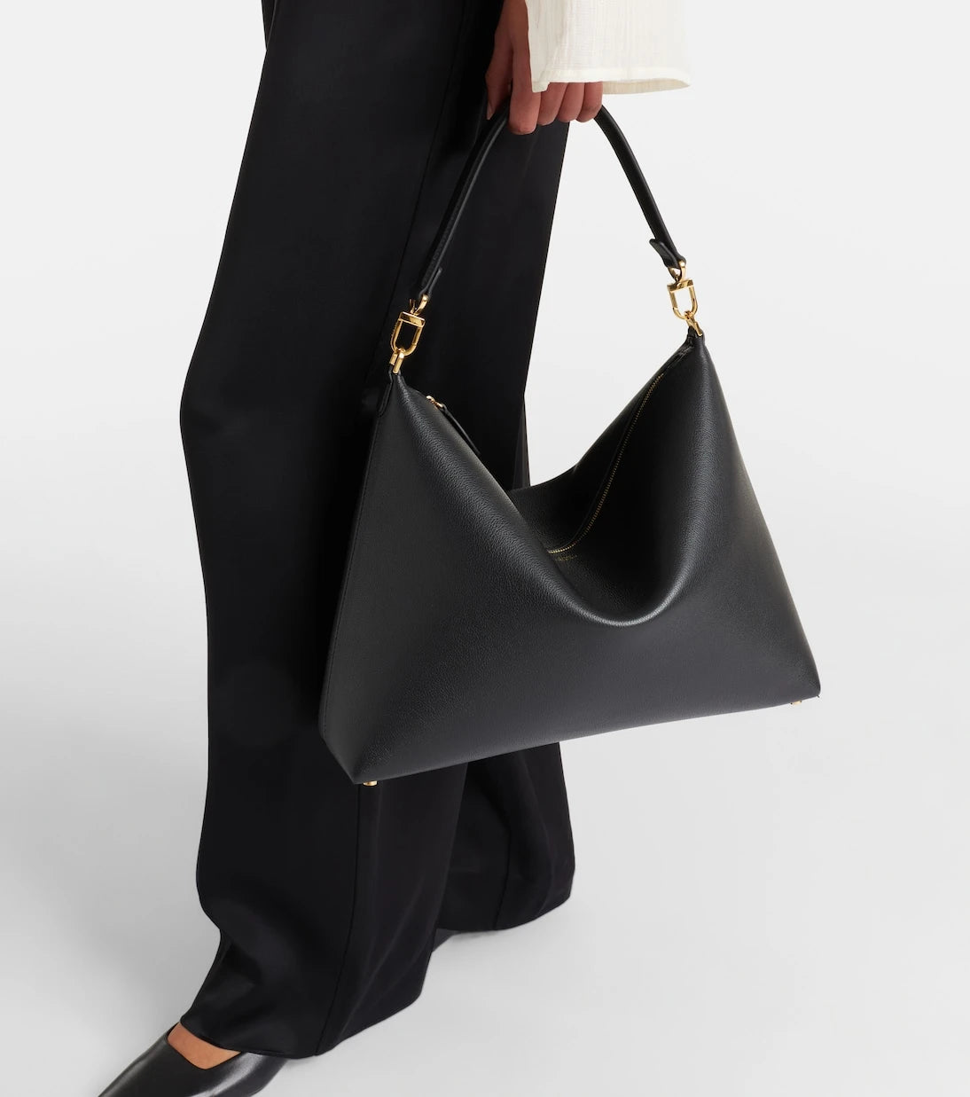 Toteme - Bevel leather shoulder bag