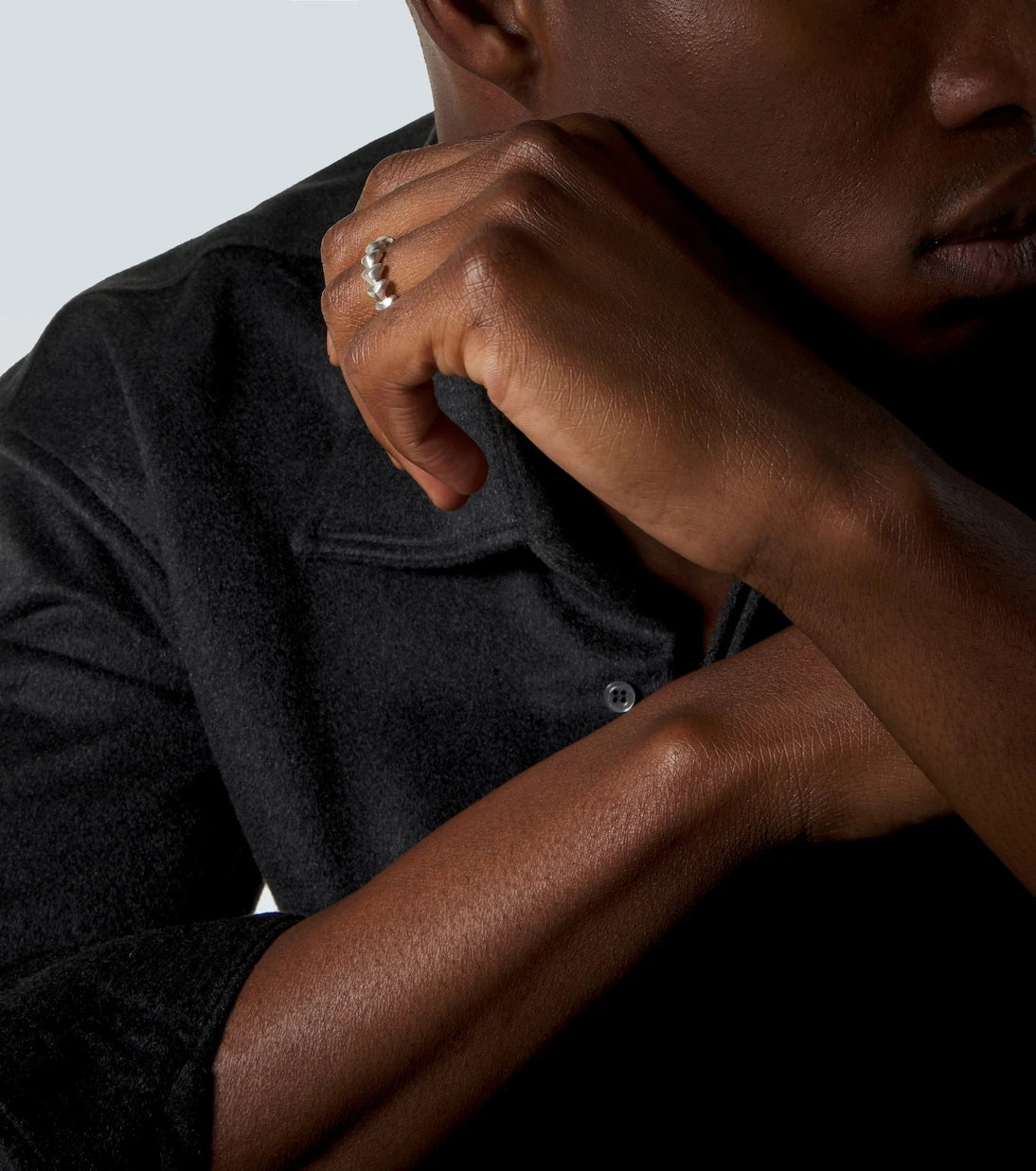 David Yurman - خاتم Armory® من الفضة الإسترلينية
