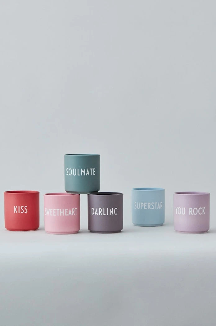Чаша Design Letters Favourite 250 ml