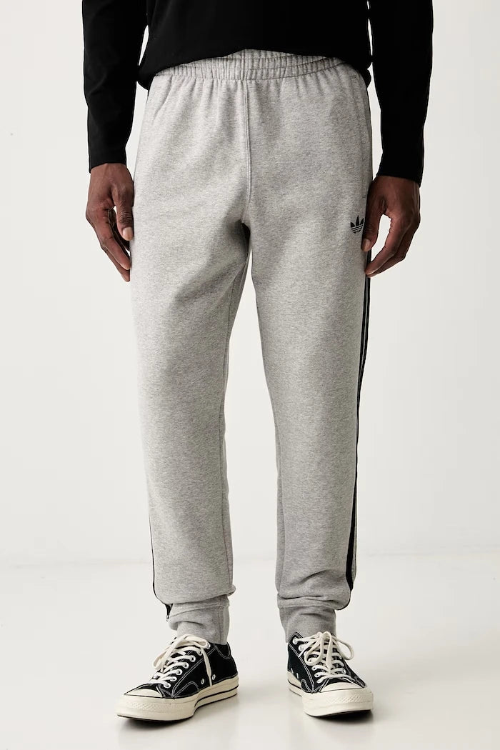 adidas Originals pamuklu erkek eşofman altı