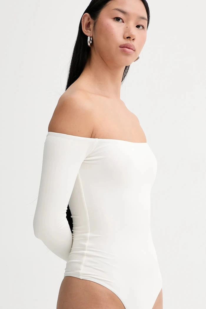 Saint Body OFF SHOULDR BODYSUIT