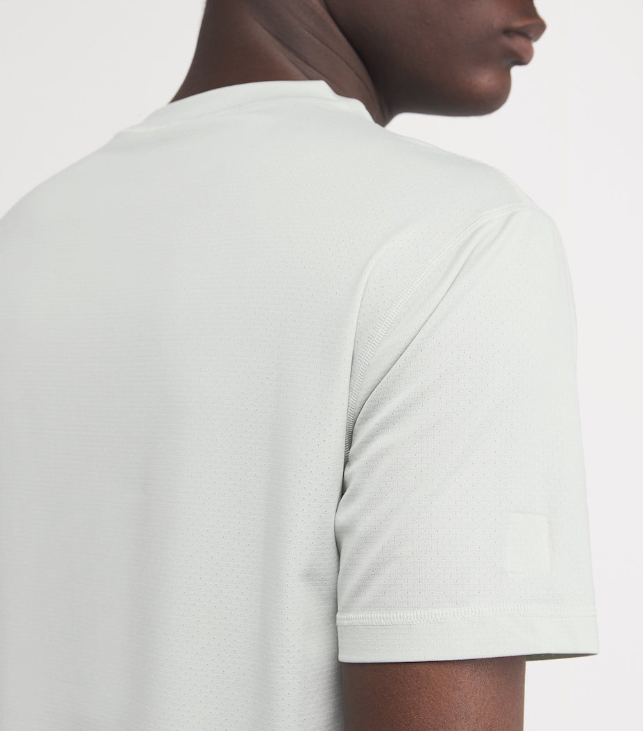 VUORI Grey Tradewind Performance 2.0 T-Shirt