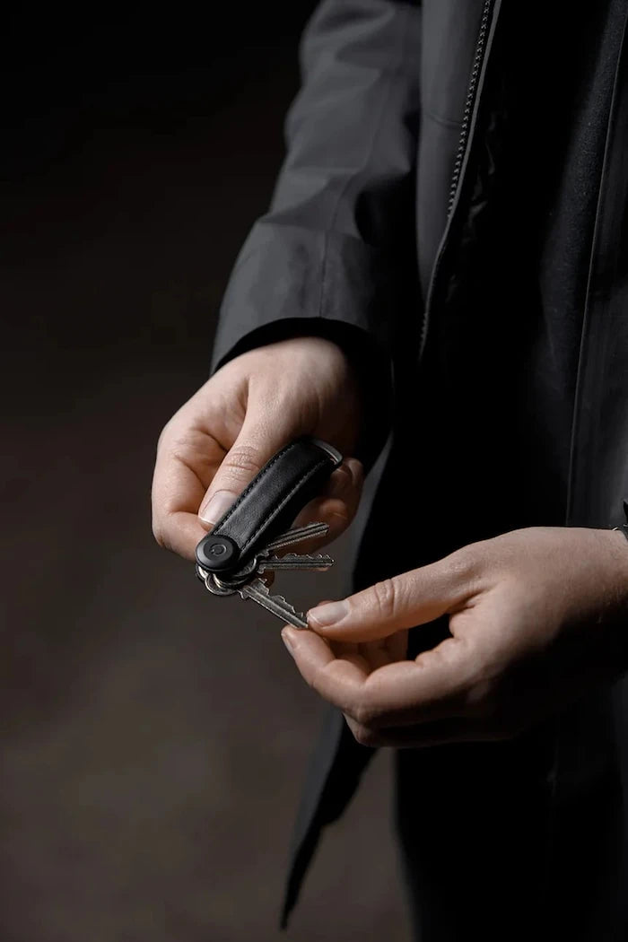Orbitkey Deri Siyah Anahtarlık 8,5 cm