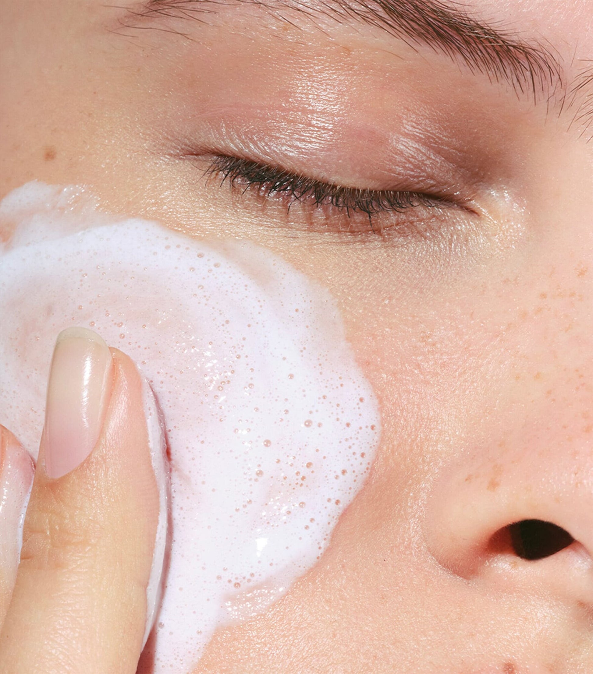 Soothing Gentle Foaming Cleanser (125ml)