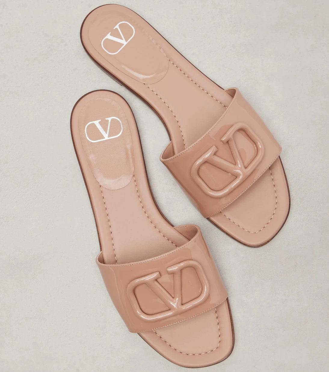 Valentino Garavani - VLogo patent leather slides