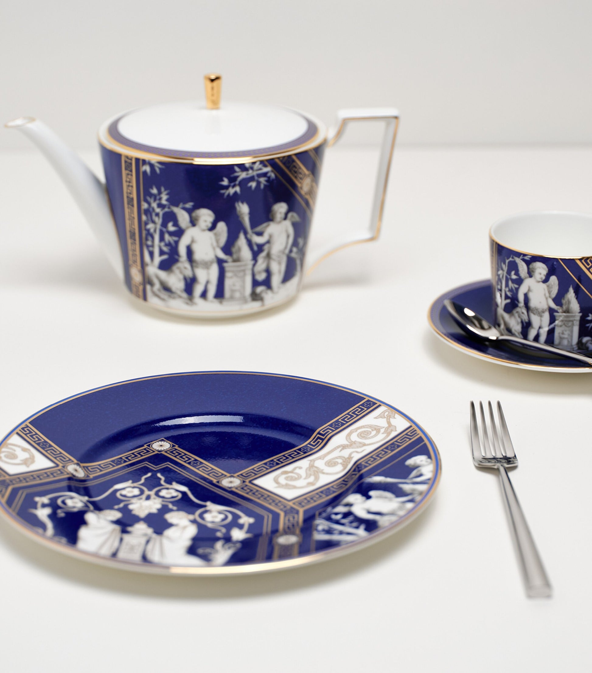 Set of 2 Renaissance Teacups and Saucers