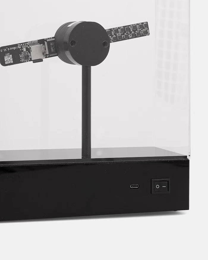 3d холограмен екран Reset Club Holographic Display 22 × 8 × 27 cm
