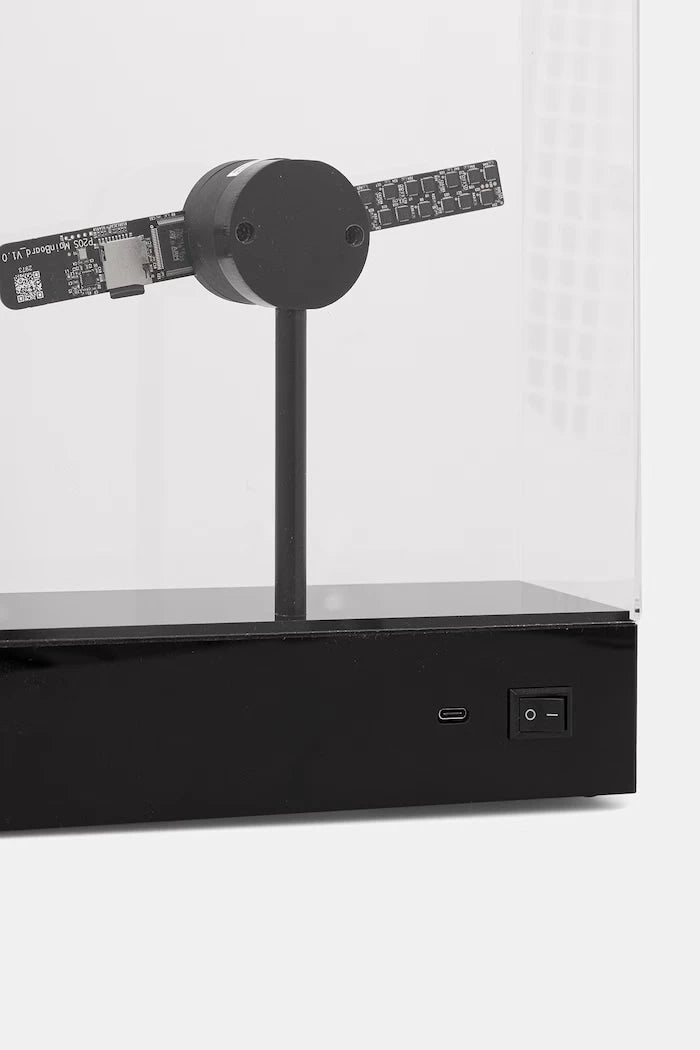 3d холограмен екран Reset Club Holographic Display 22 × 8 × 27 cm