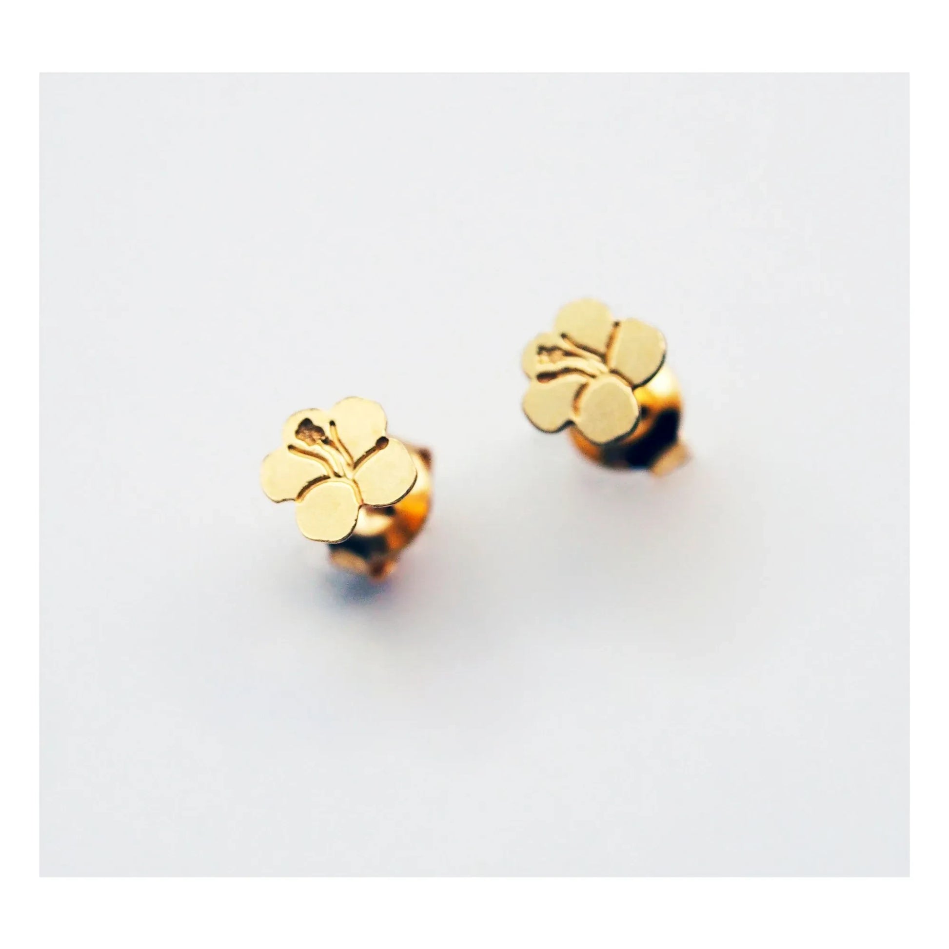 Adorabili - Ibiscus Earrings | Gold