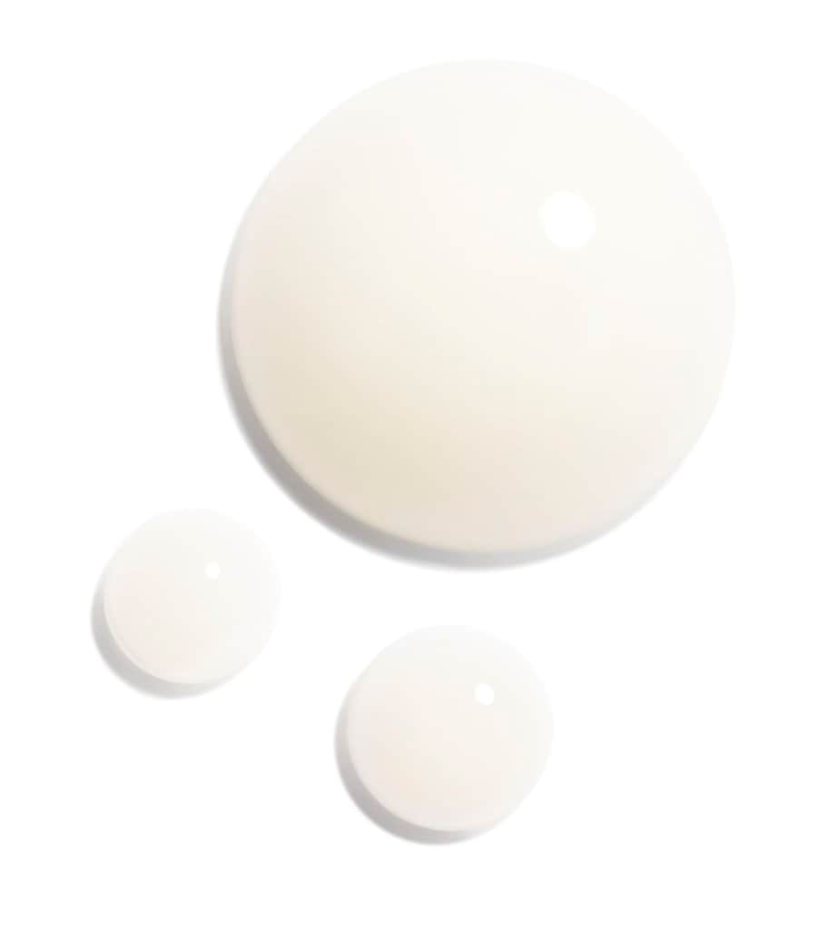 CHANEL N°1 DE CHANEL Revitalising Eye Serum (15ml)