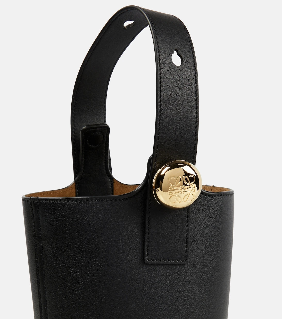 Loewe - Pebble Mini leather bucket bag