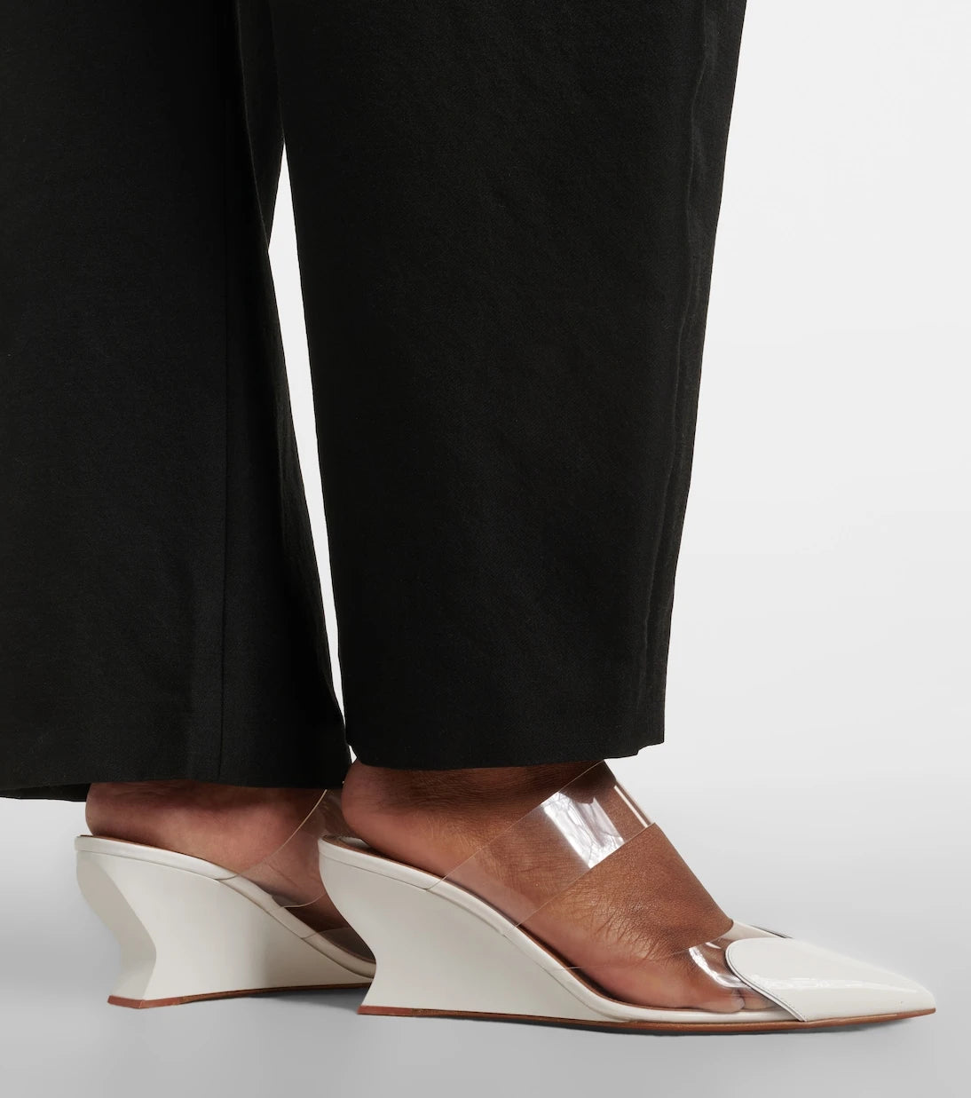 Alaïa - Le Coeur patent leather wedge mules