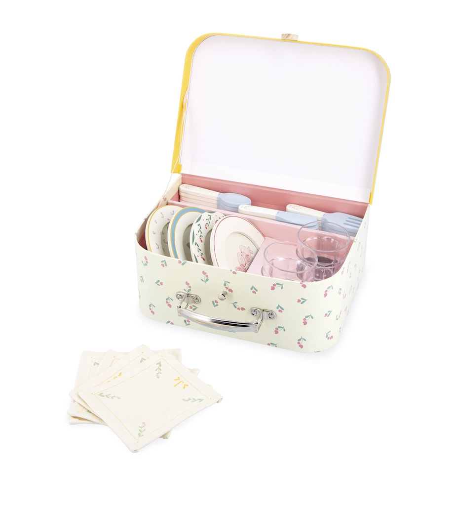 Grandma’s Tea Set Case