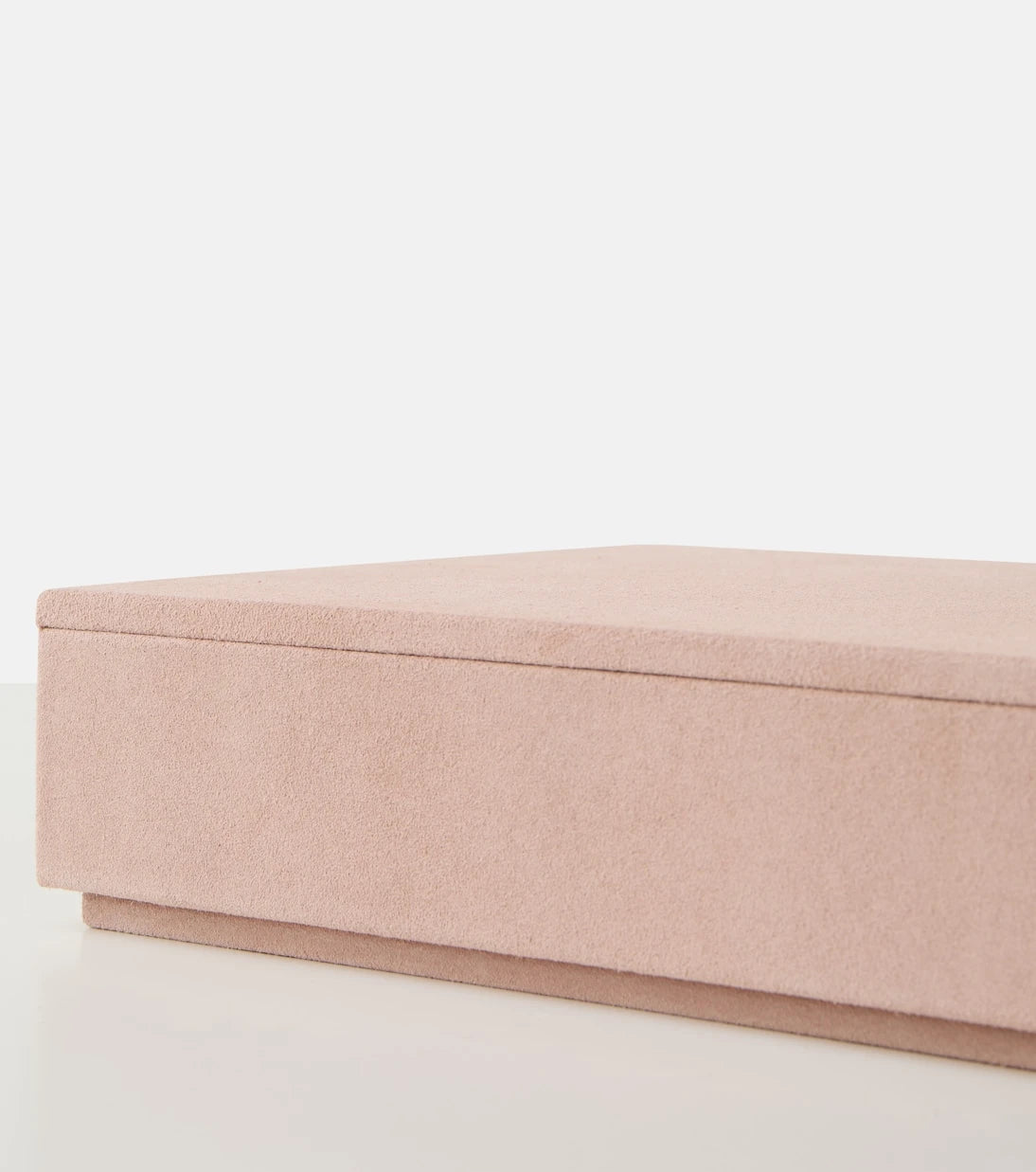 Michaël Verheyden - Suede and wooden letterbox