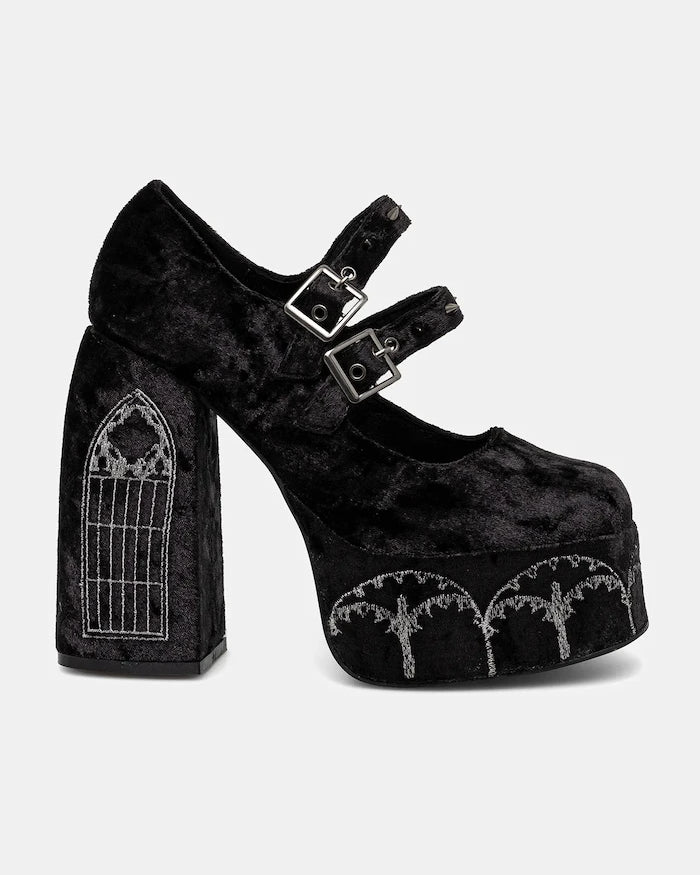 Обувки с дебел ток Koi Footwear DPK-33
