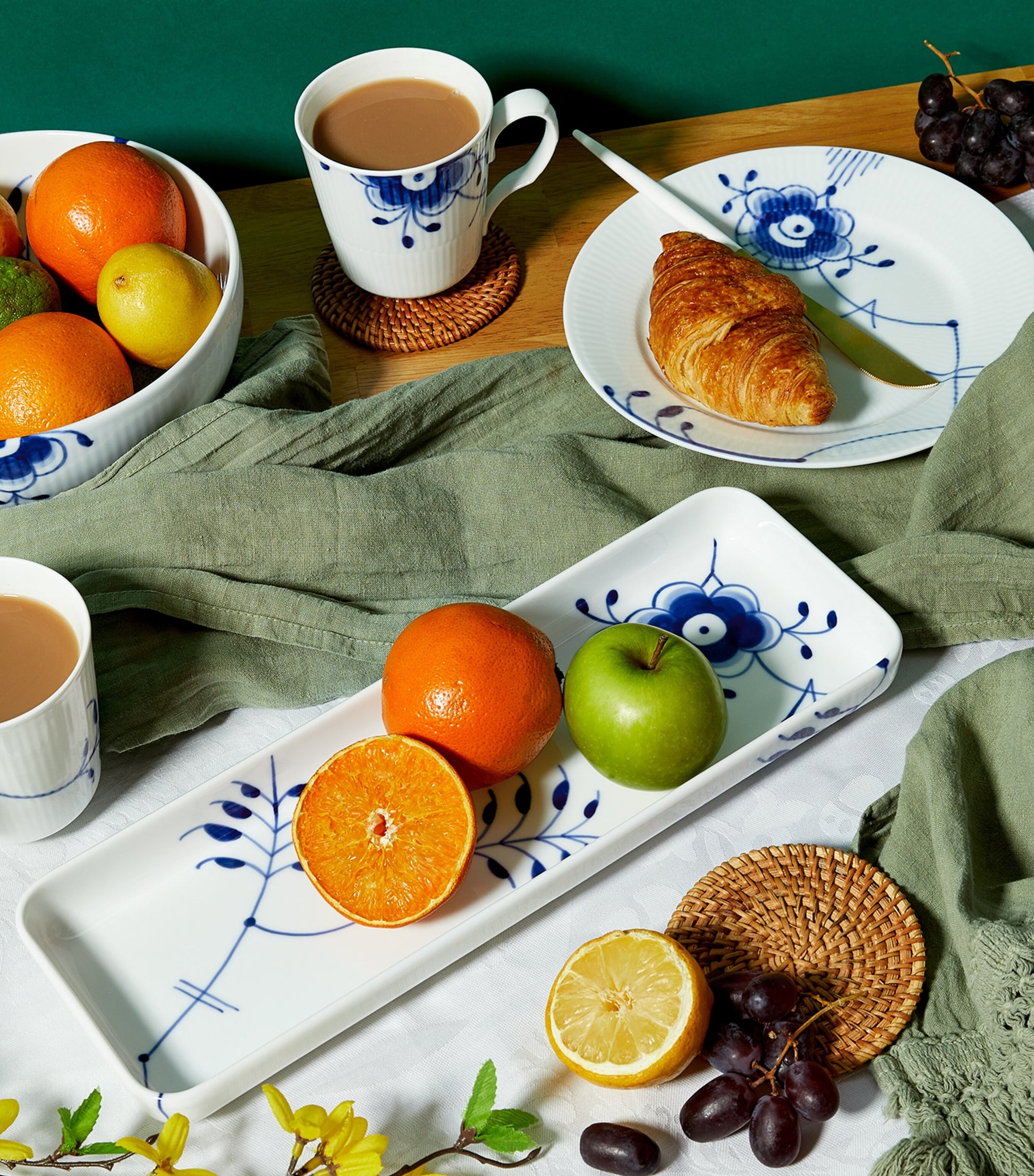 Royal Copenhagen Blue Fluted Mega Dish (36cm)