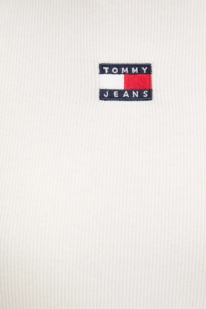 Tommy Jeans kadın pamuklu elastan tişört