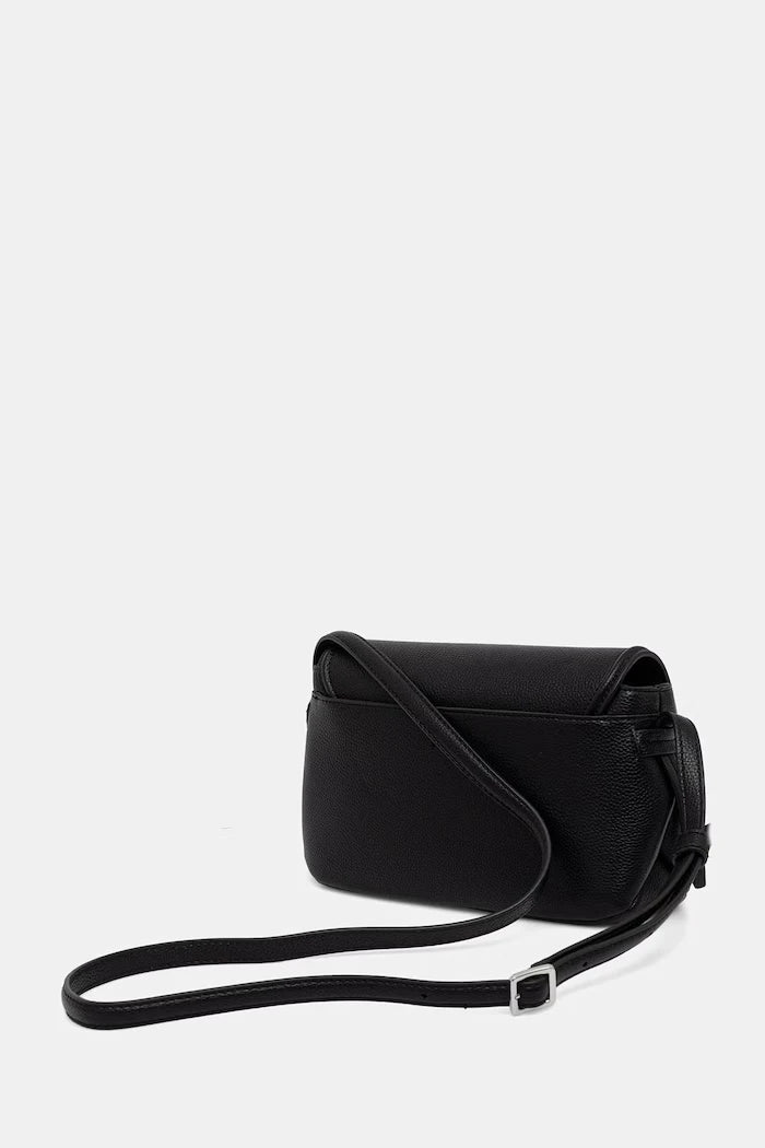 BOSS kadın suni deri crossbody çanta Anett Flap Crossbody