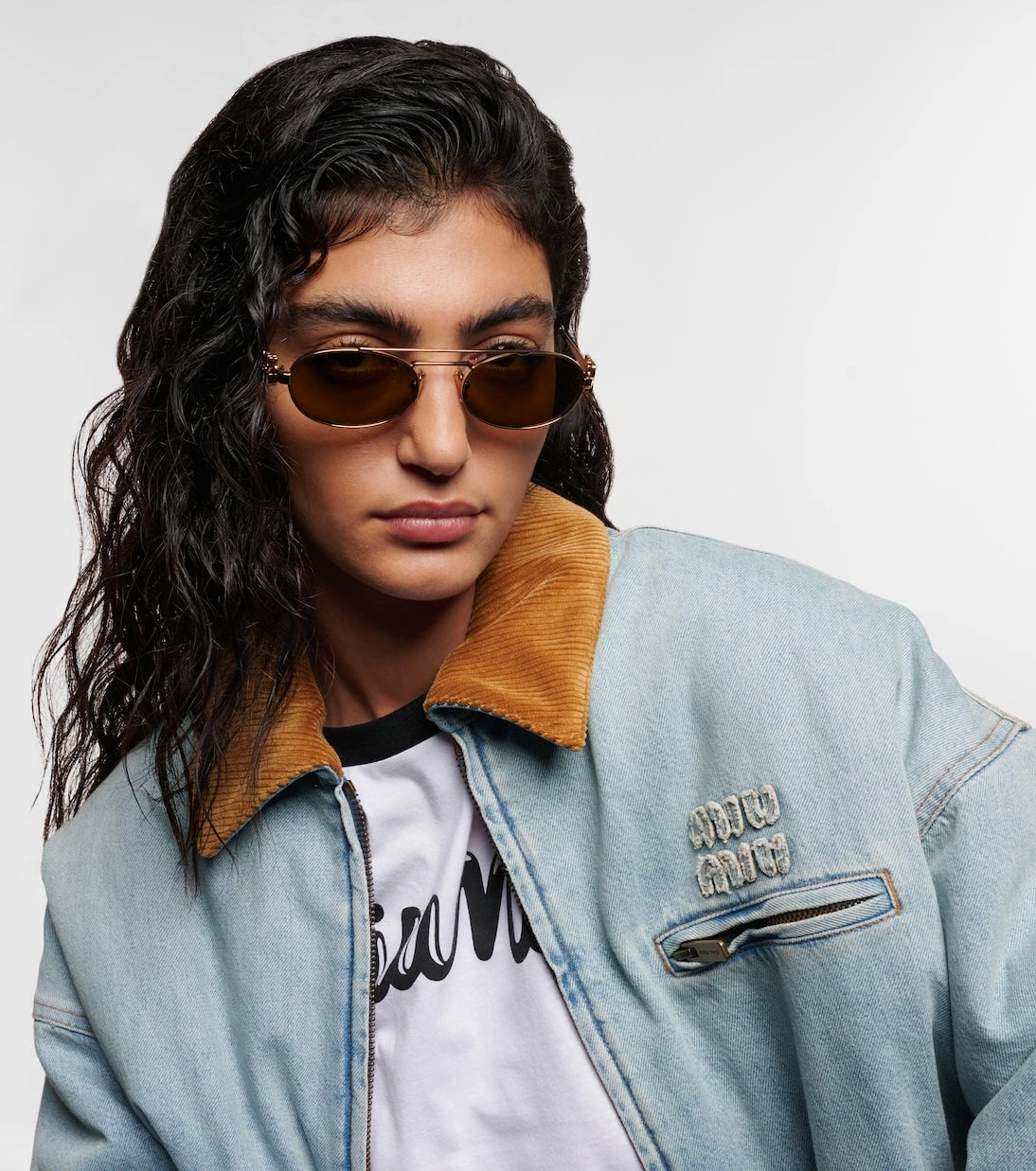 Miu Miu - نظارات شمسية بيضاوية بشعار