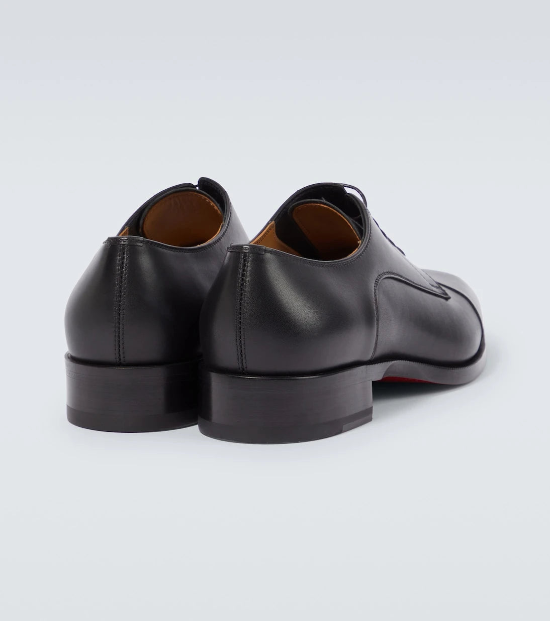 Christian Louboutin - حذاء ديربي كورتومالي من الجلد