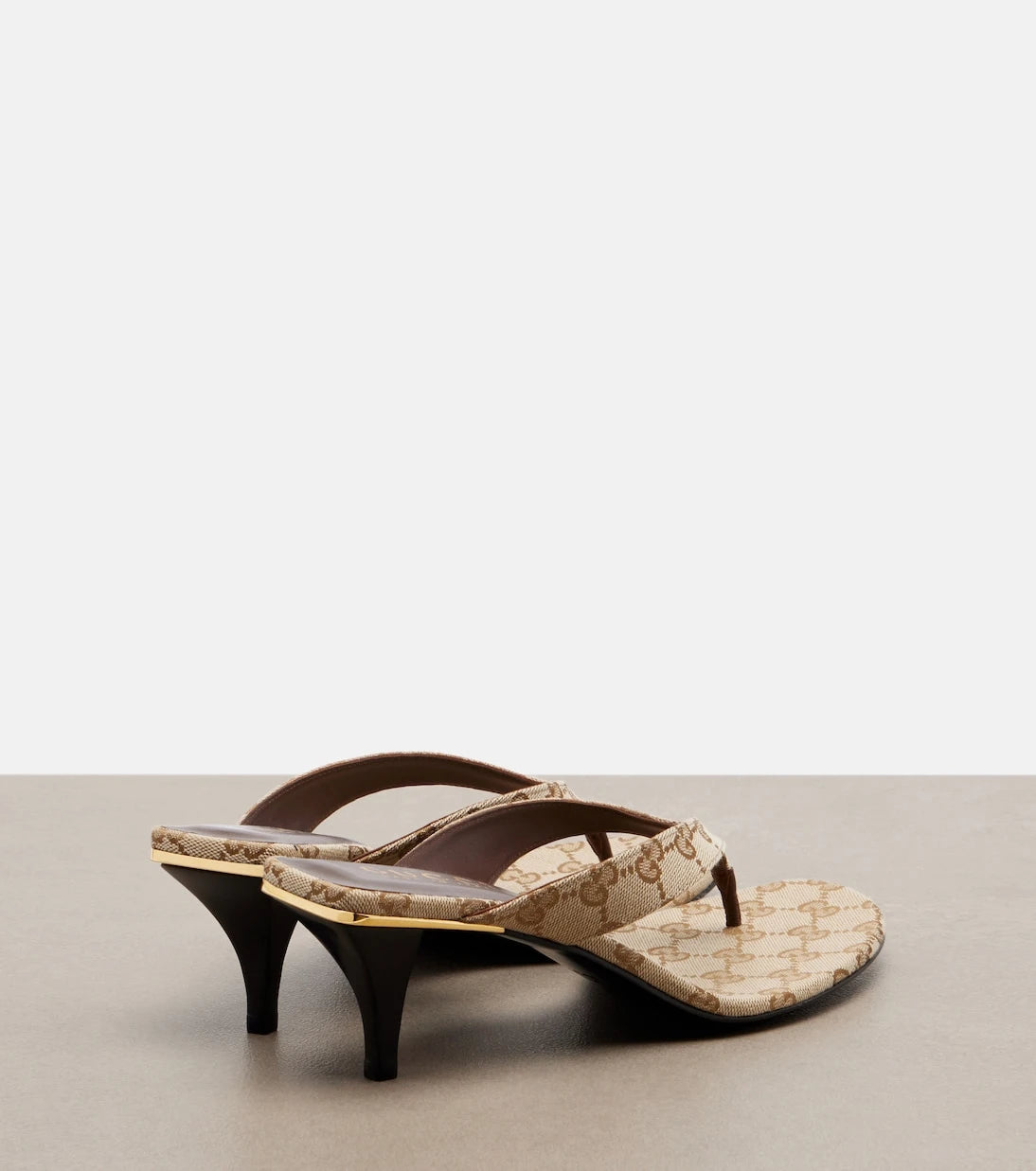 Gucci - Vittoria GG canvas thong sandals