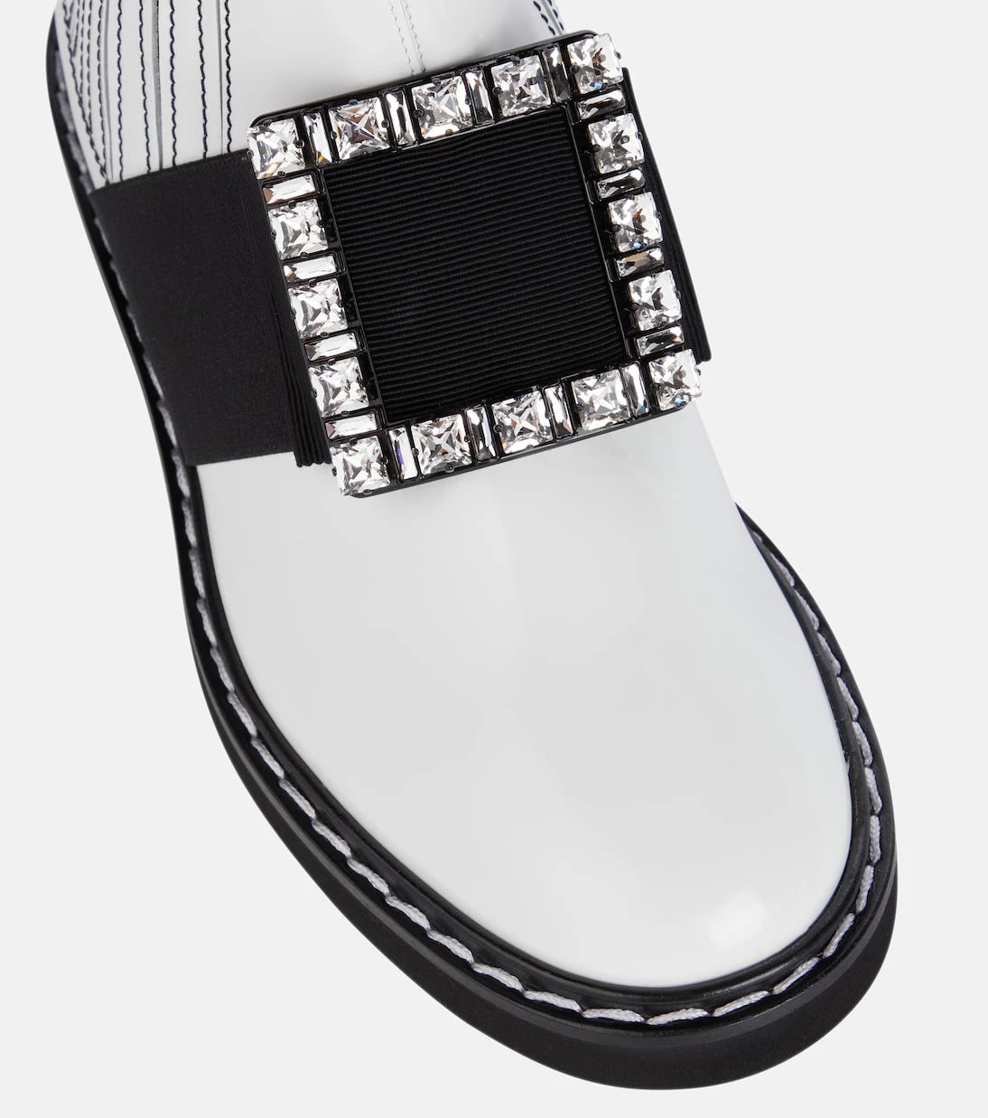 Roger Vivier - حذاء تشيلسي Viv' Rangers من الجلد المصقول