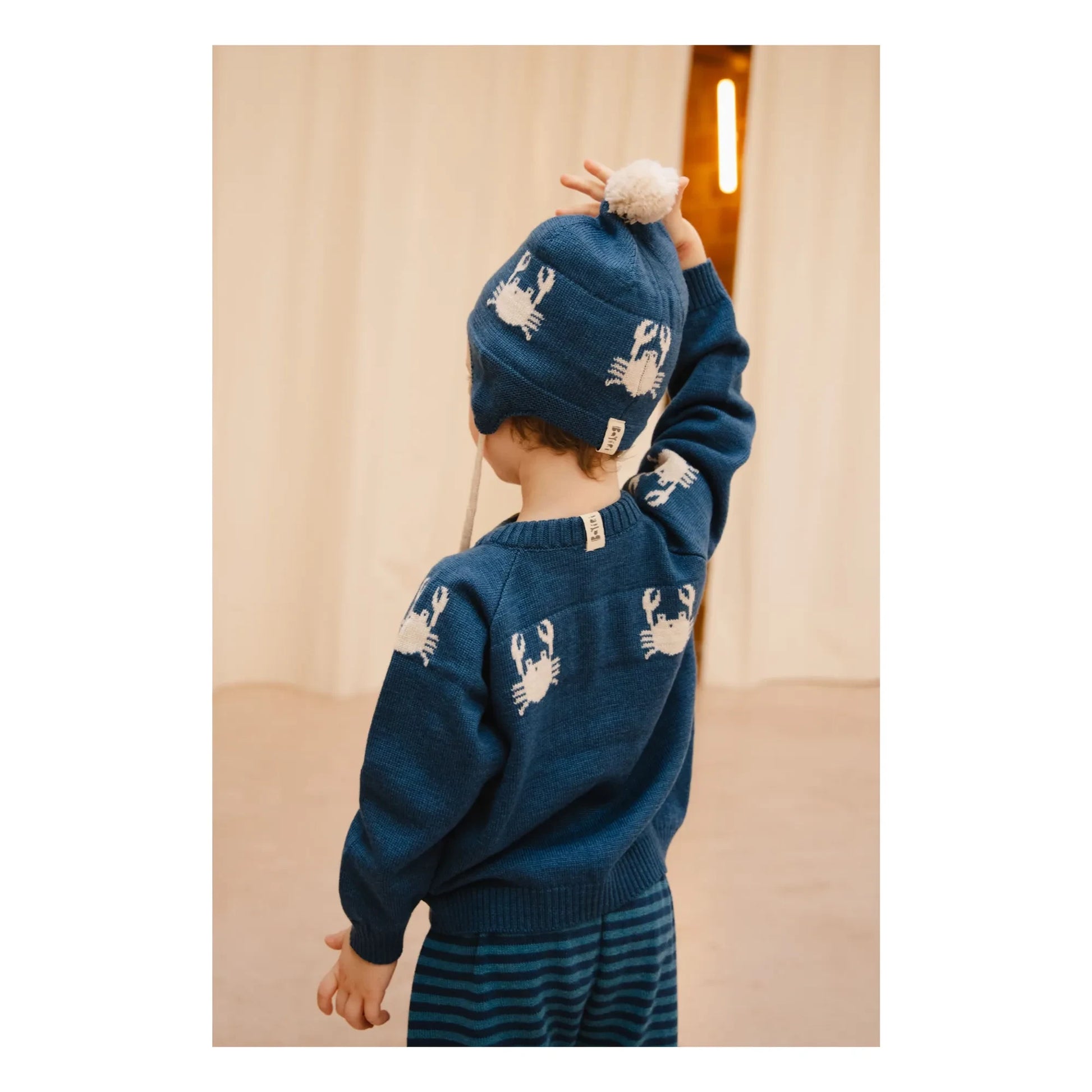 Bayiri - Dancing Crabs Merino Beanie | Blue