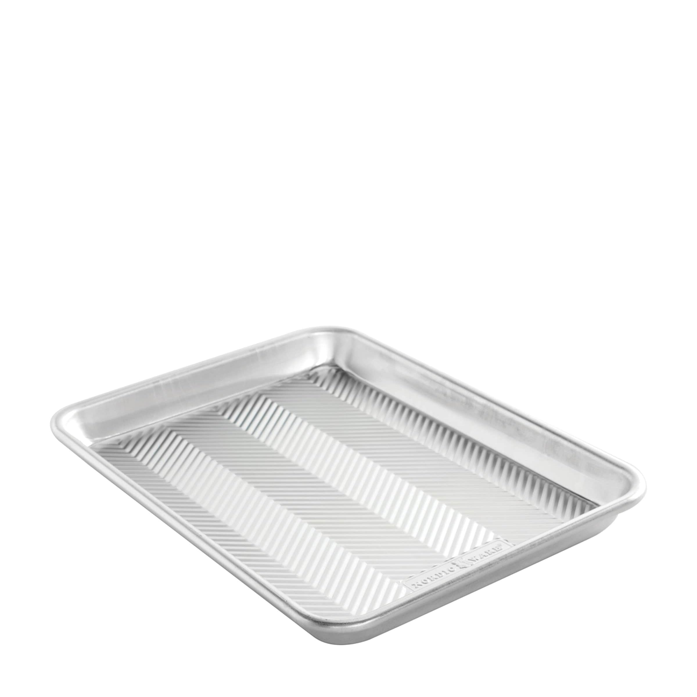 Nordic Ware Aluminium Prism Quarter Baking Sheet (33cm x 24cm)