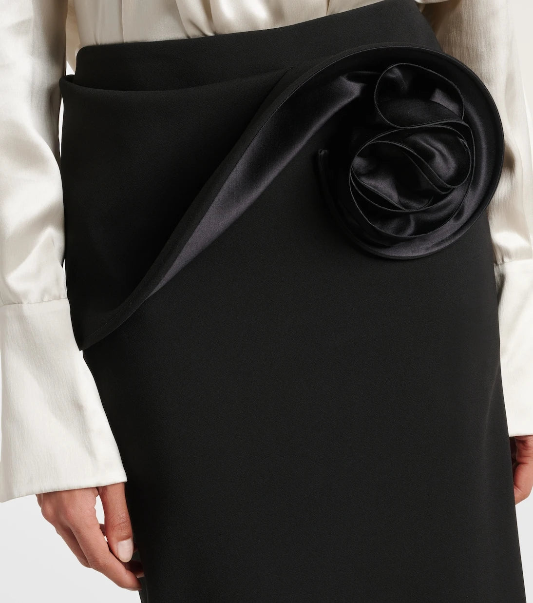 Magda Butrym - Floral-appliqué midi skirt
