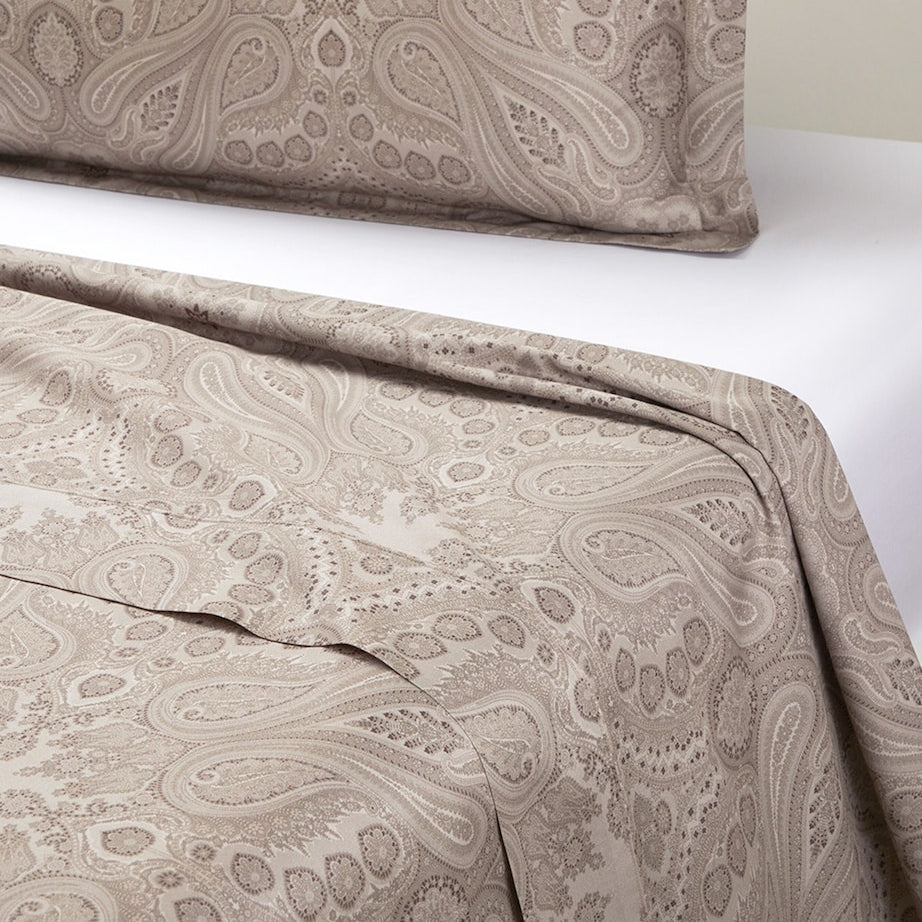 Beaumont Super King Flat Sheet (270cm x 280cm)