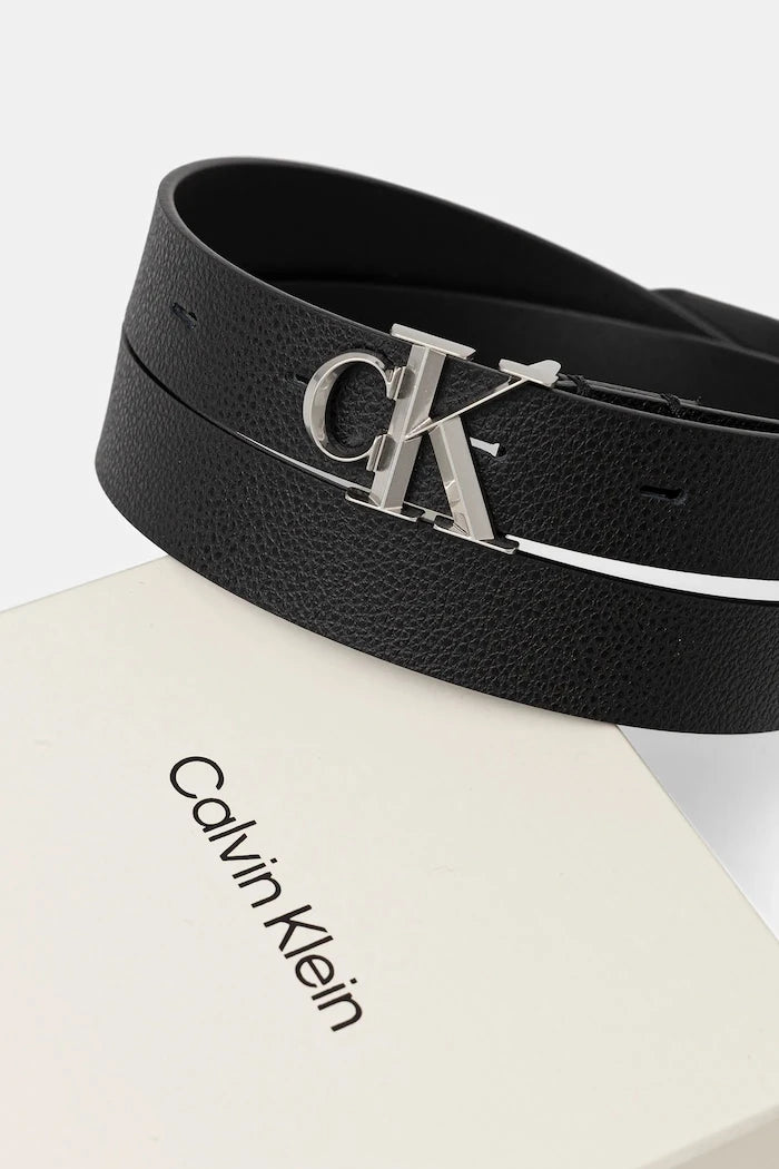 Calvin Klein kadın kemeri
