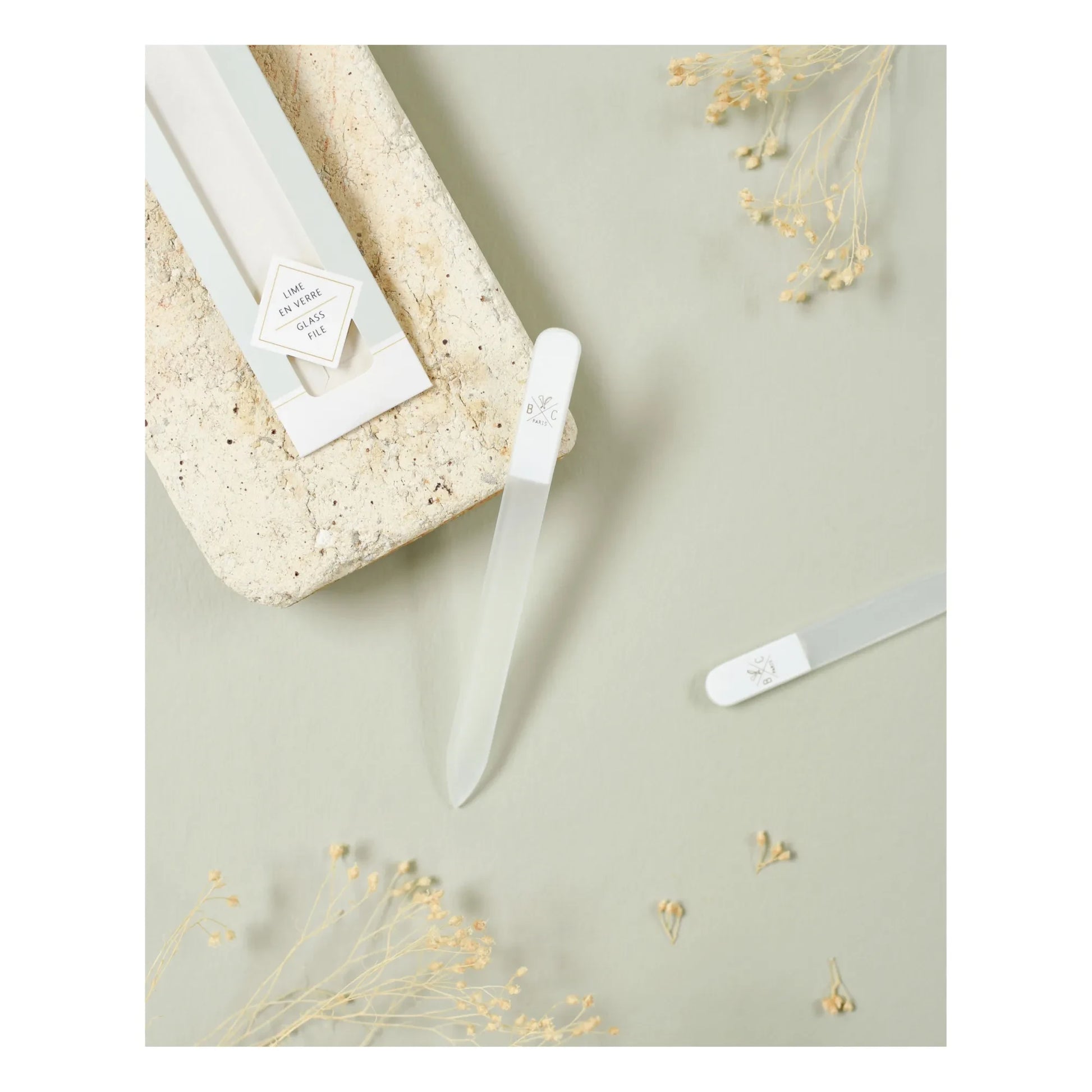Bachca - Glass Nail File | White