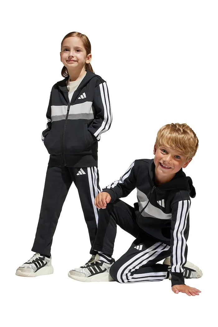 adidas eşofman takımı